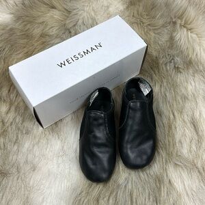 11CM Weissman Leather Slip-On Jazz Shoe